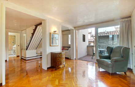 Ponte Vecchio Apartment